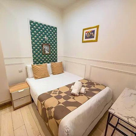 Urbanflat 68 - Marvellous Rolling Stones In Paris